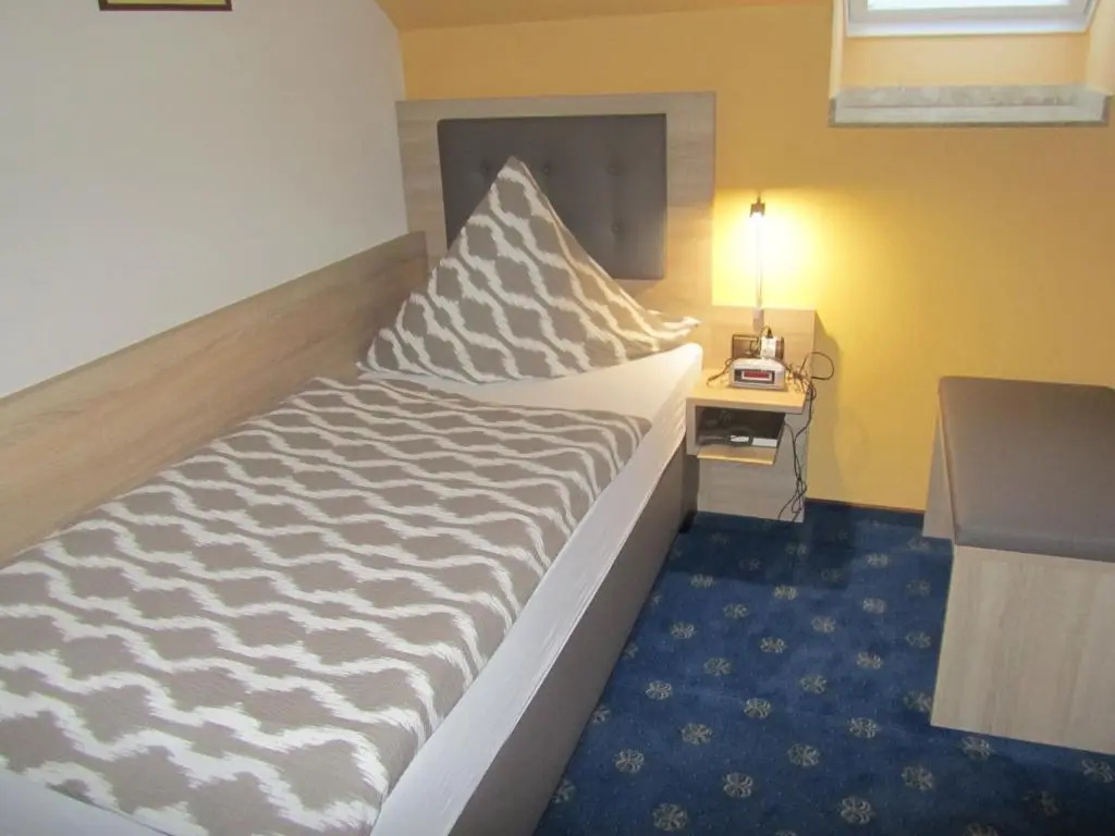 Race-Hotel zur Burg Nürburg - Chambres