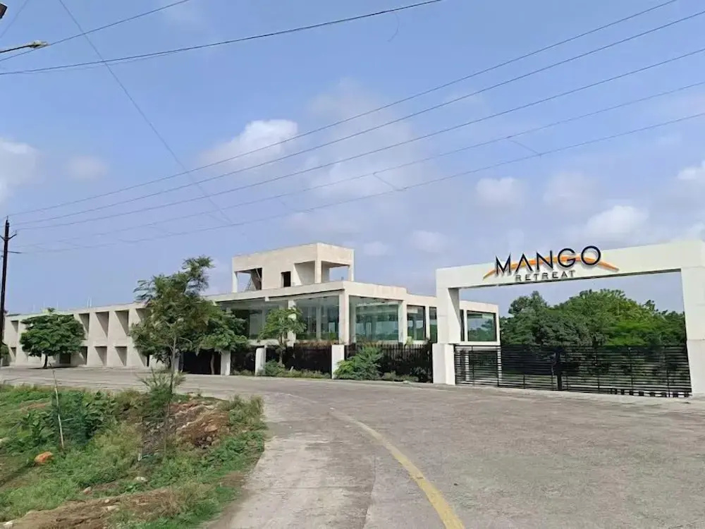 Mango Retreat Hotel and Resort