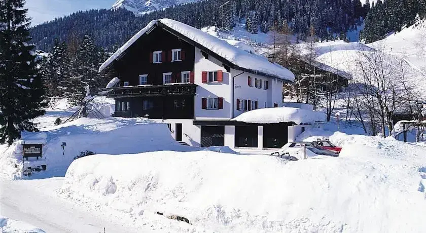 Hotel-Pension Marmotta