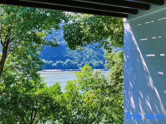 Shanlan · Linjiang Homestay