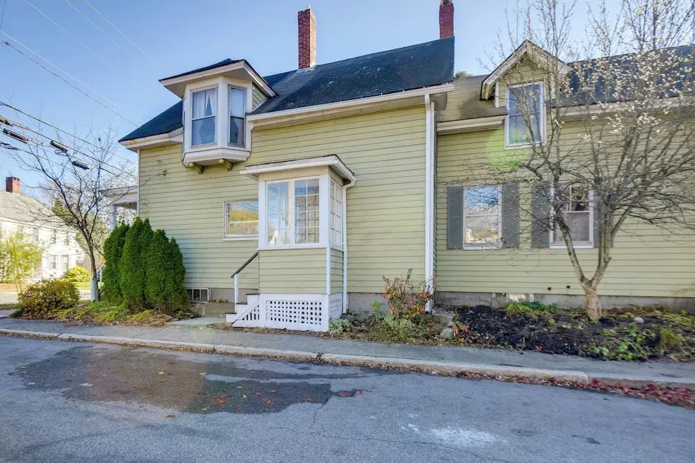 Charming Saco Apartment ~ 4 Mi to the Beach!