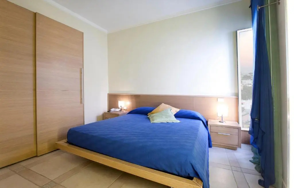 1 Bedroom Apartment with sea view