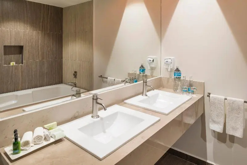 Standard Suite