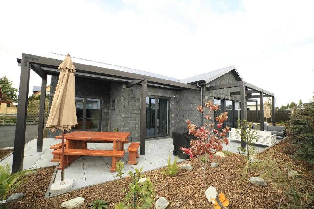 Black Stilt Retreat, STUNNING luxury property
