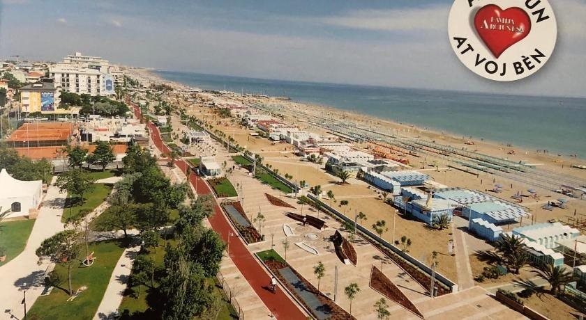 Beach & Waterfront