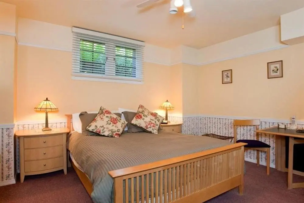 Comfort room