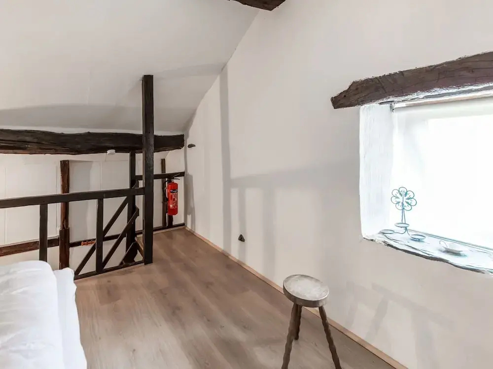 Characteristic Holiday Home in Cherain With Balcony - фото 4