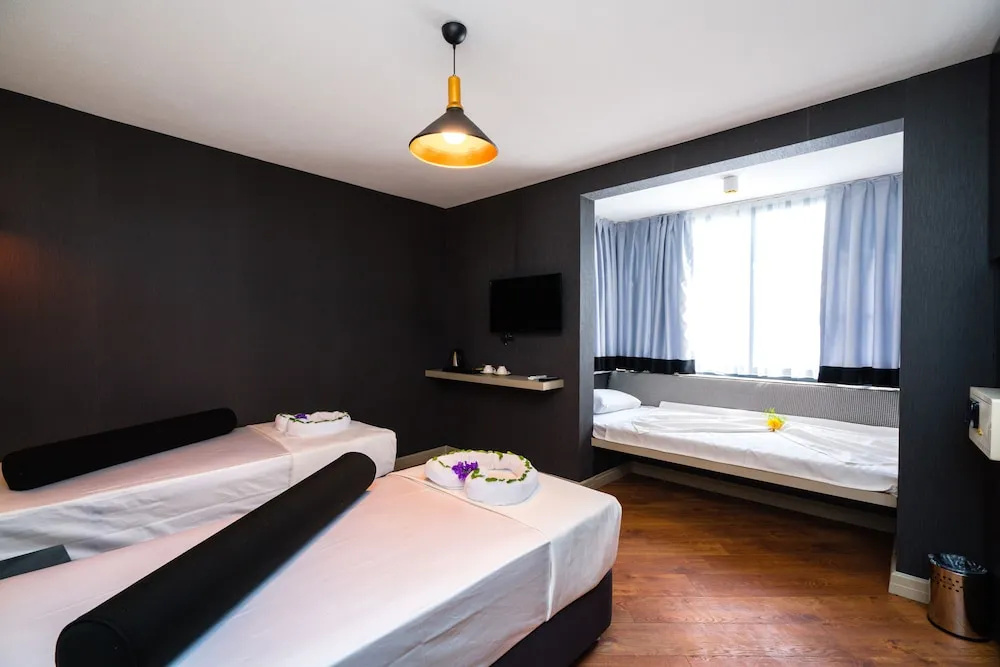 Standard Double Family room (full double bed)
