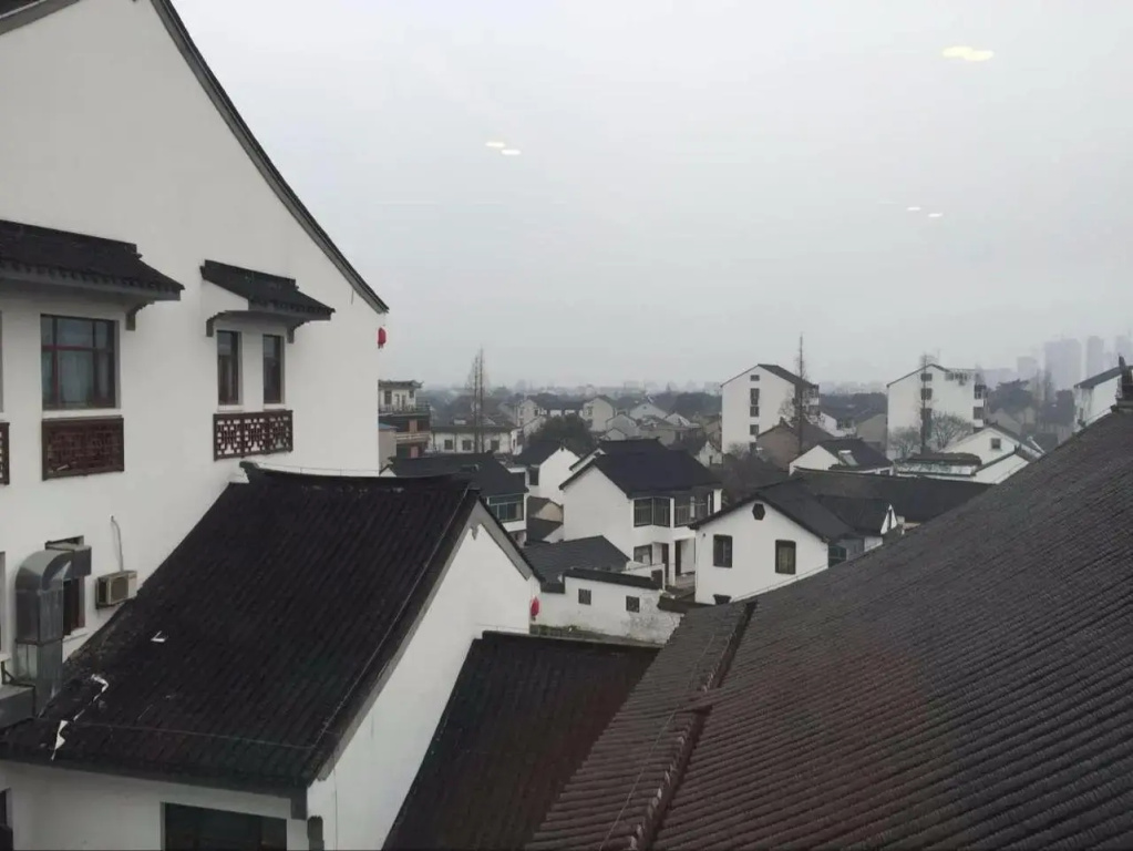 Suzhou Luzhi Riverside Inn Hostel
