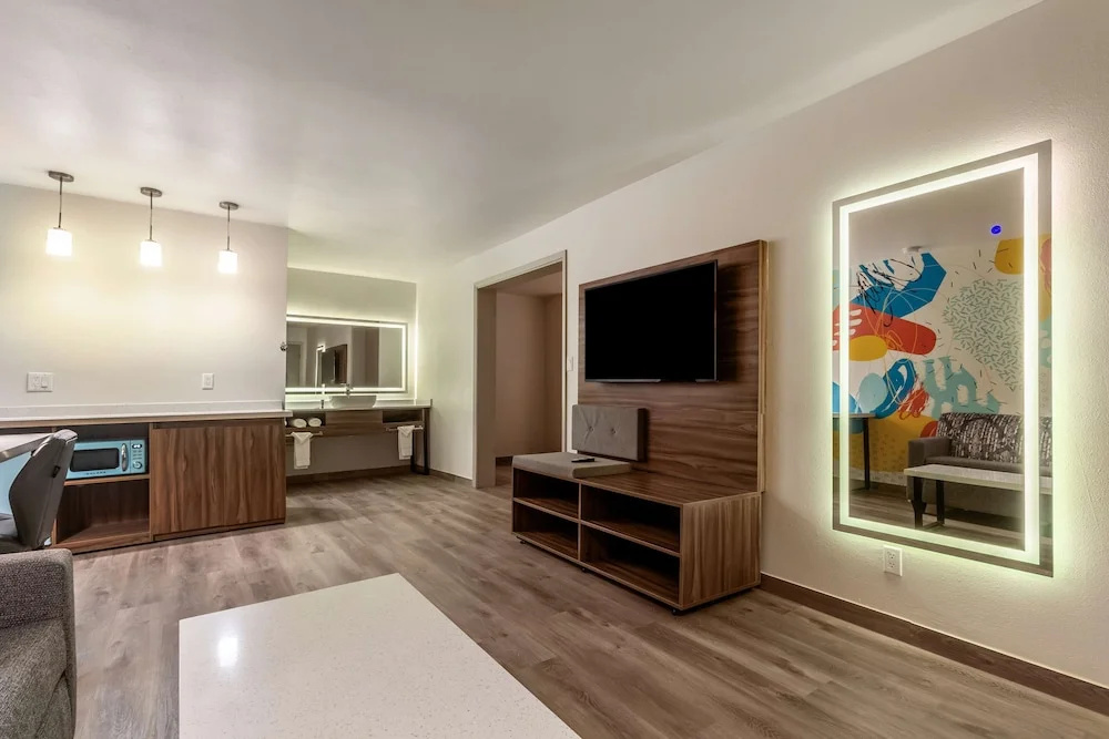Quality Inn & Suites Galleria/westchase