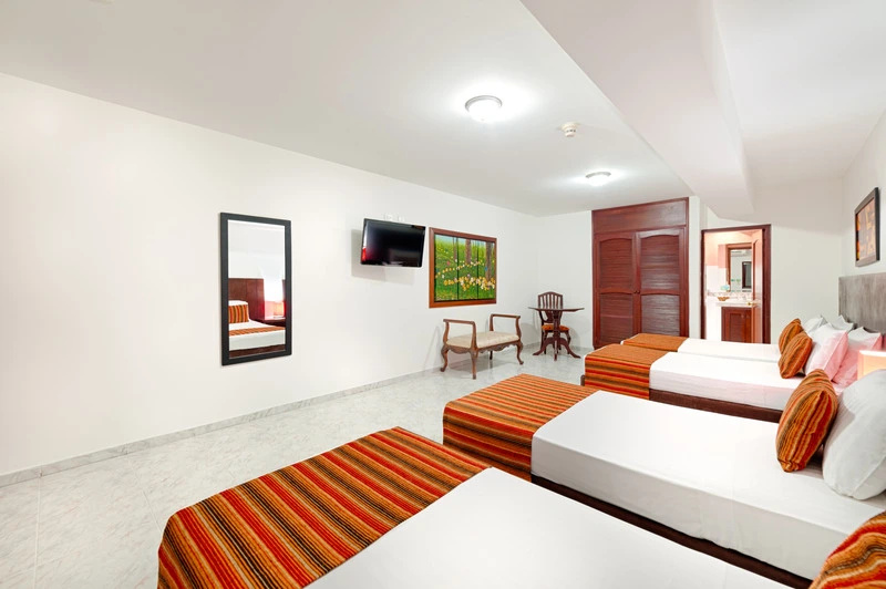 TAMA Hotel Granada Real Cali - Chambres