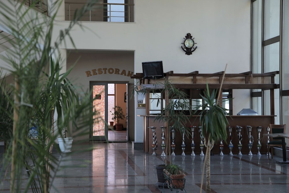 Sea Port Hotel
