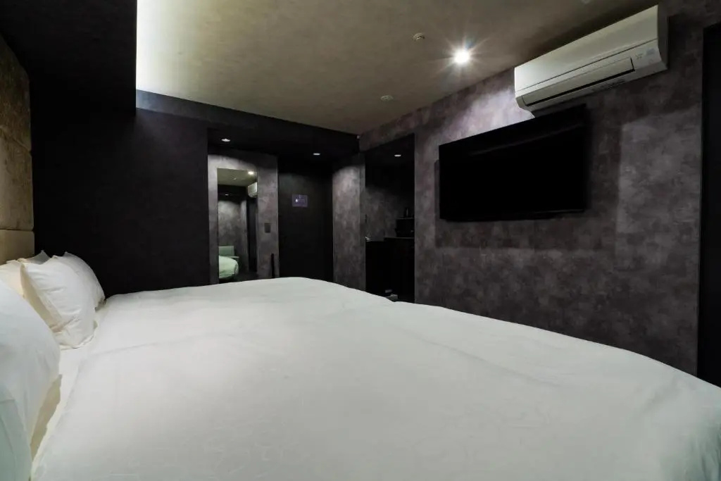 Superior Studio