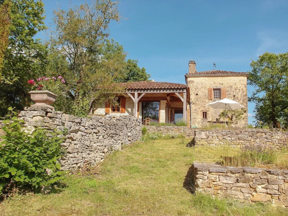 Afficher la photo 8 — Hilltop Home With Valley View