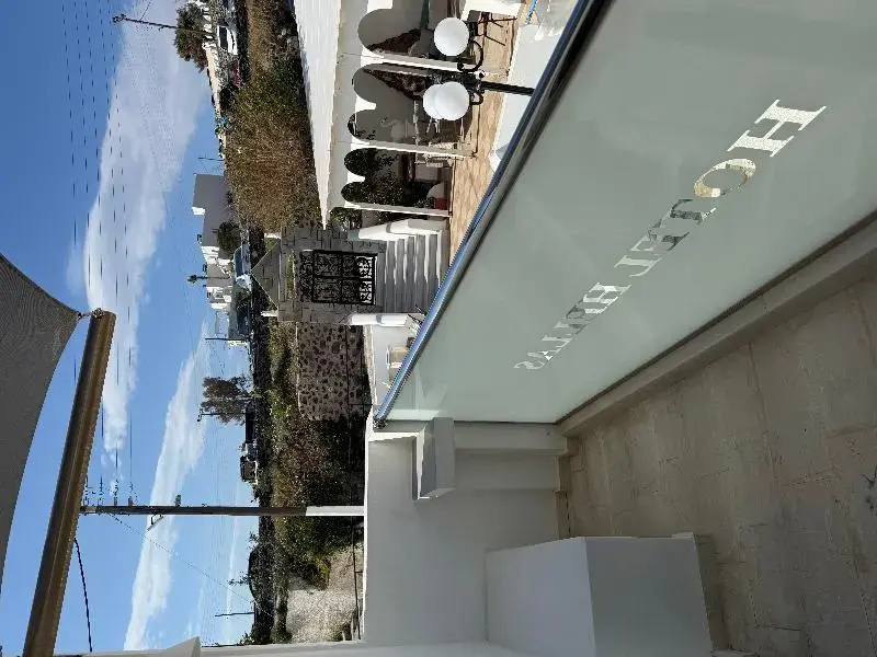 Deluxe Double room with balcony (full double bed)