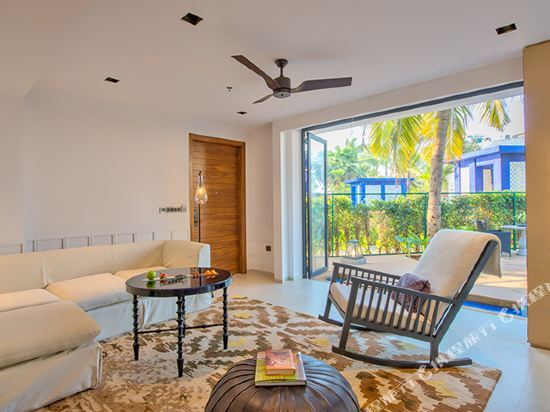 Azaya Beach Resort