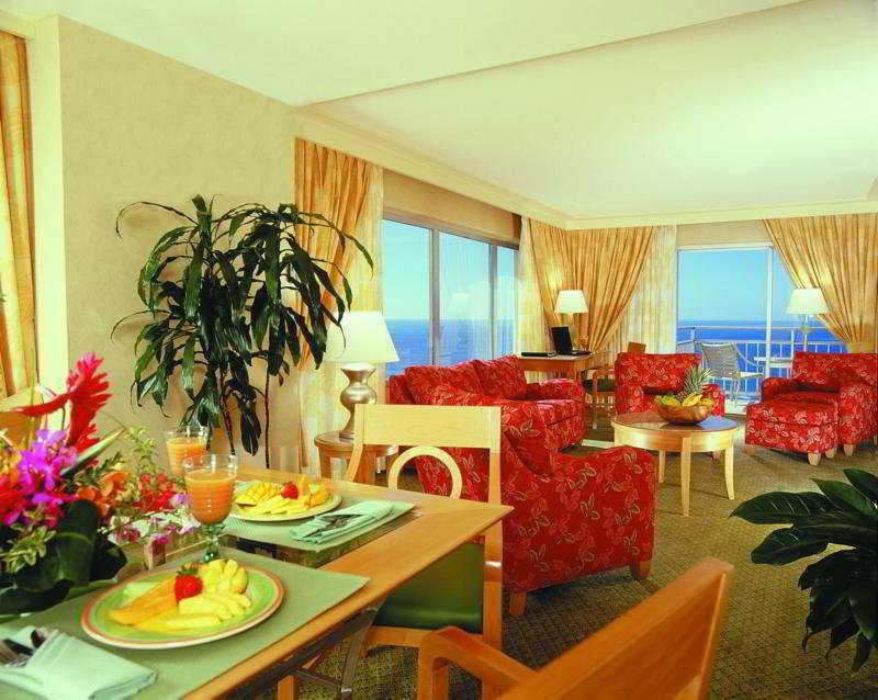 Ilikai Hotel & Luxury Suites by null