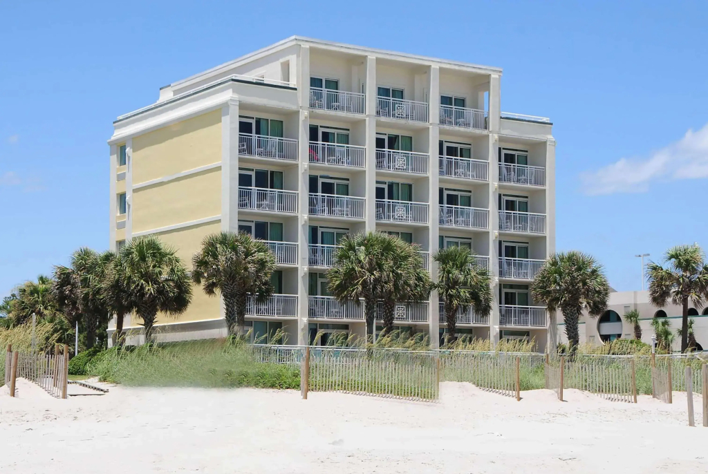 The Sandbar Hotel, Trademark Collection by Wyndham