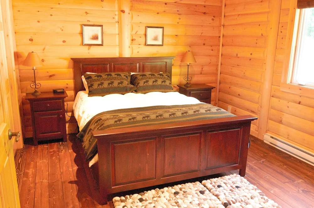 3 Bedrooms Apartment