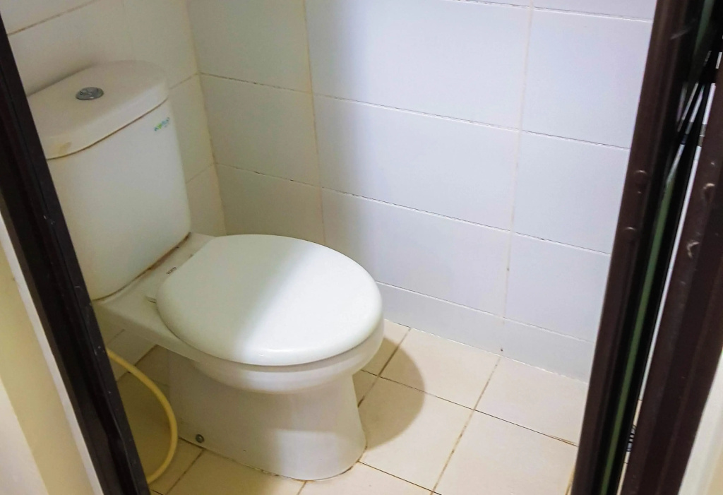 Aloha Guest House - 1 Male Only by ZUZU
