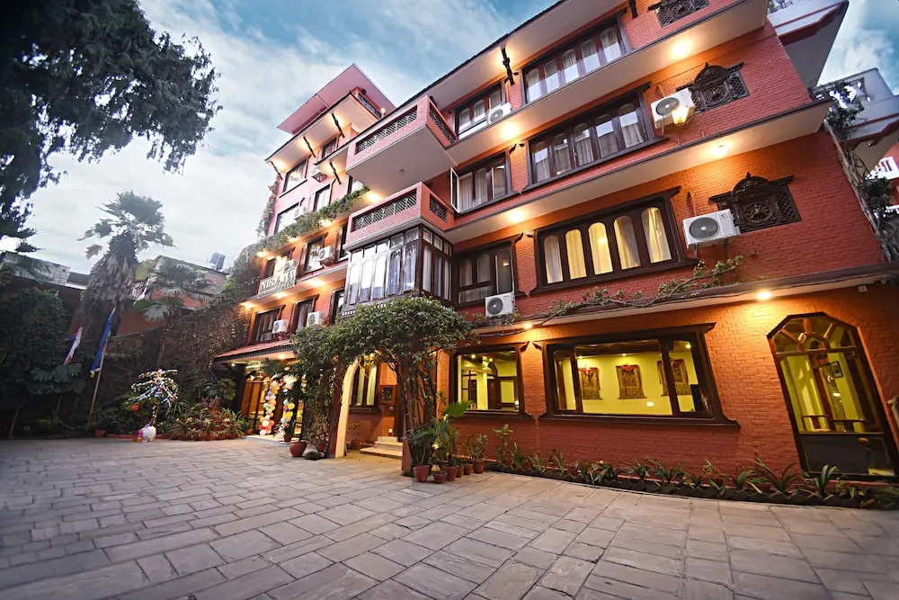 Hotel Nirvana Garden