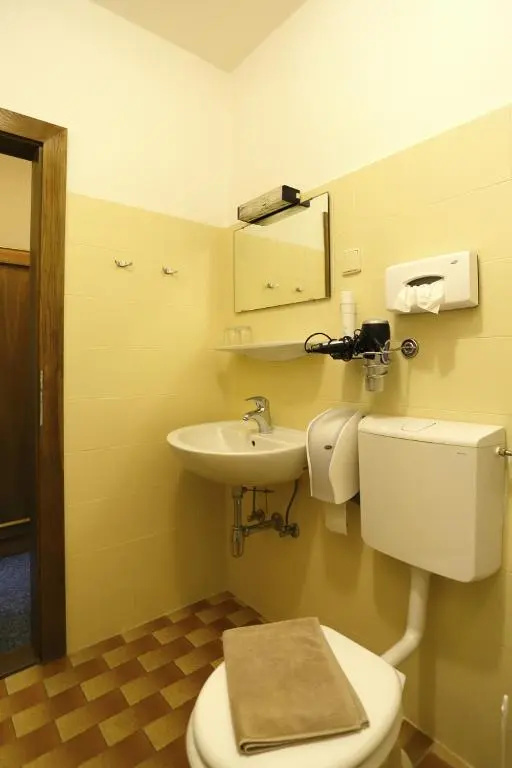 AlpenAdria Stadthotel - Chambres