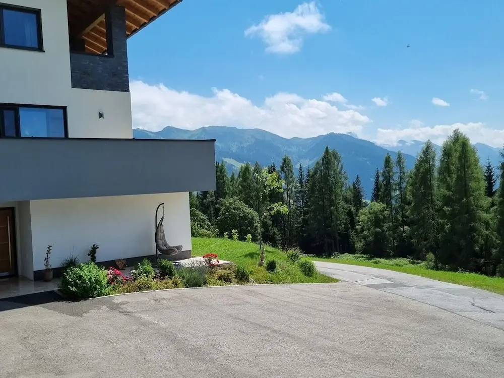 Flat in Wagrain Near Ski Slopes