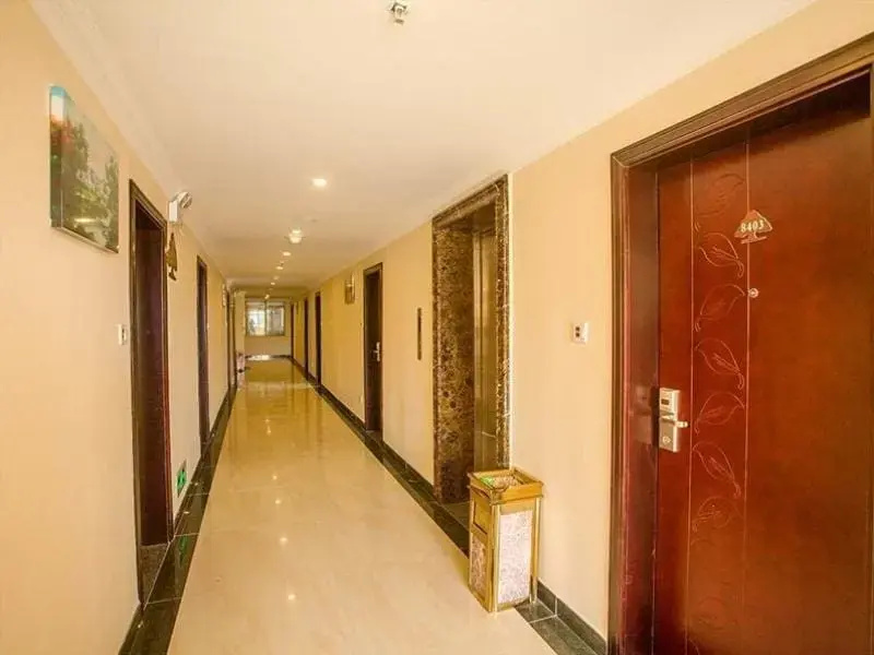 GreenTree Inn Hainan Sanya Fenghuang Jichang Road Business Hotel