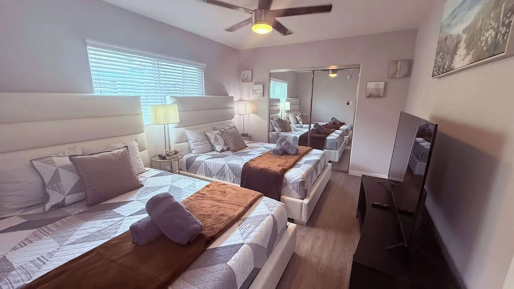Oneluxstay 1BR Home Near the Beach