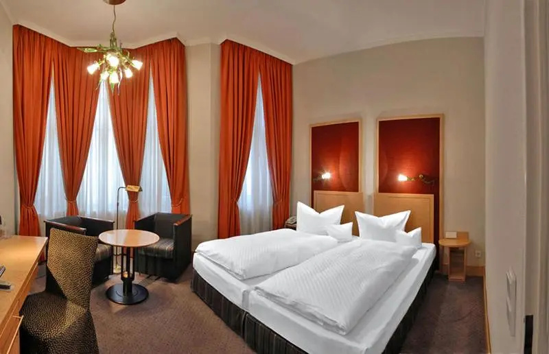 Dom Hotel Limburg - Chambres
