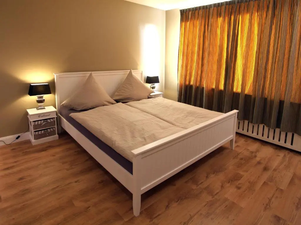 3 Bedrooms Apartment
