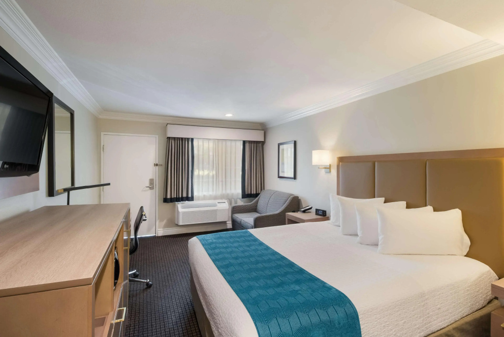 Best Western Woodland Hills Inn - Général