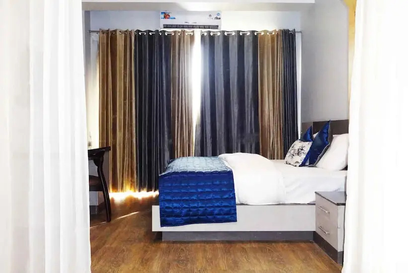 Hotel Kangra Rodeway Inn - Général