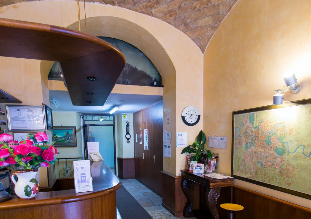 Hotel photo 2