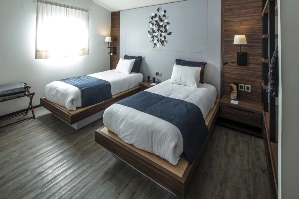 FlowSuites WTC — 3