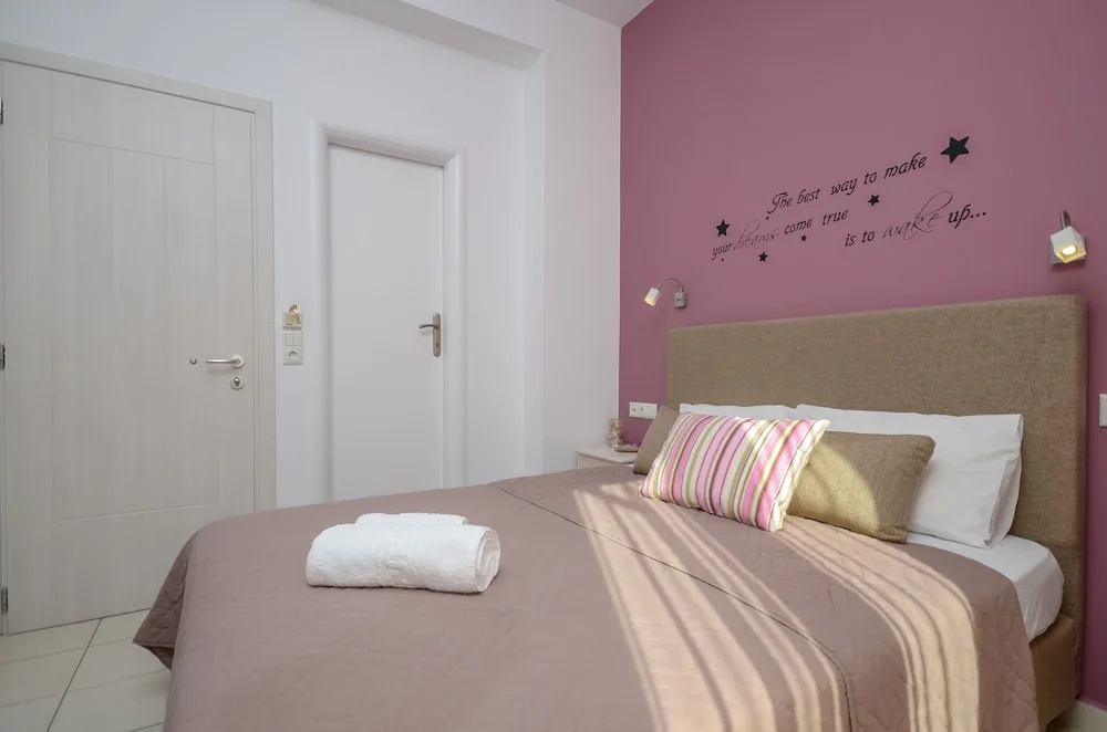 Deluxe Double room with balcony (twin beds)