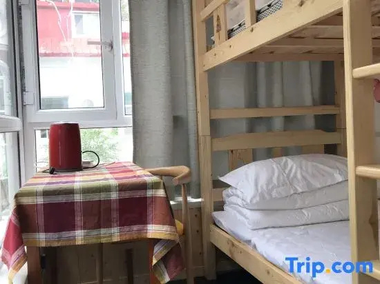 Bed in Dorm (male dorm)