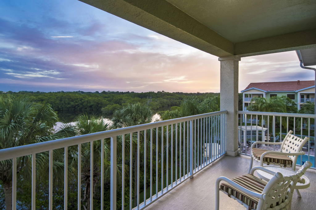 DoubleTree Suites by Hilton Naples - Général