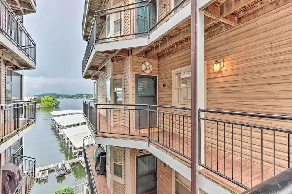2 Pools, Boat Slip: Waterfront Condo in Lake Ozark