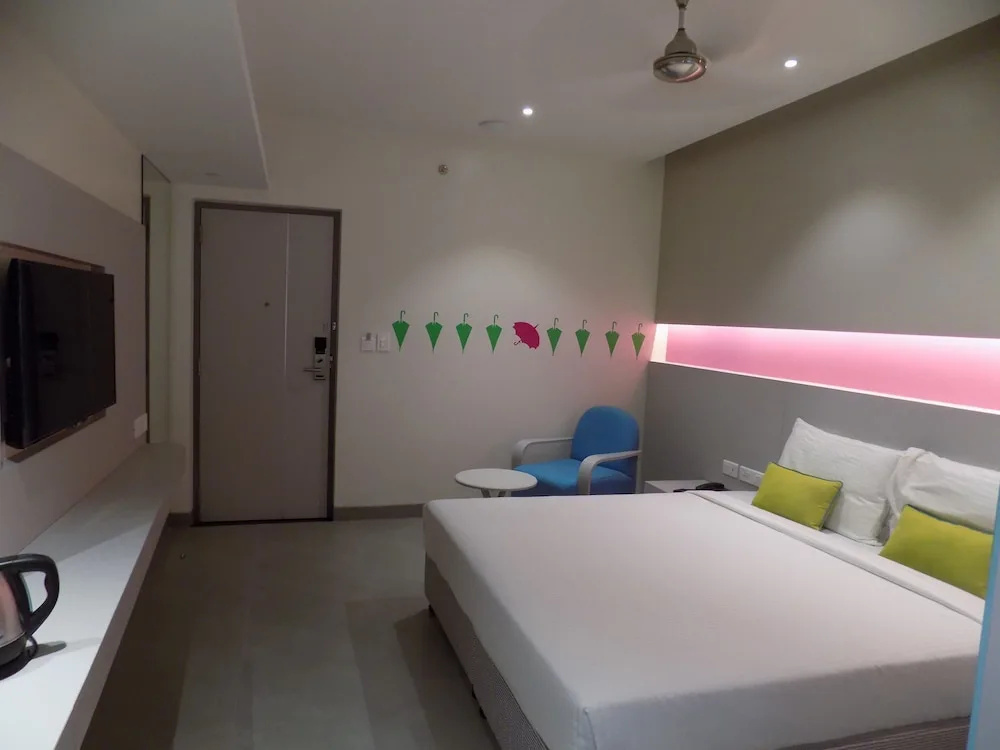 ZIBE Luxe Hyderabad by GRT Hotels - Chambres