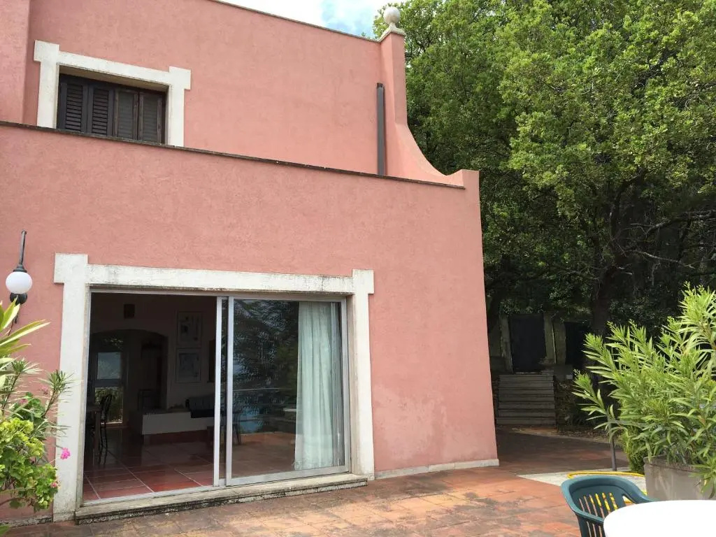 3 Bedrooms Cottage