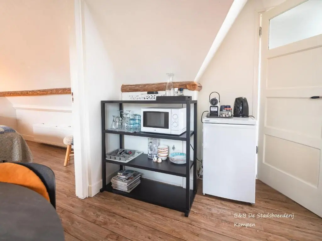 Deluxe Double Studio (full double bed)