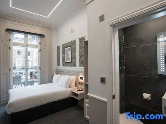 Double Studio (full double bed)