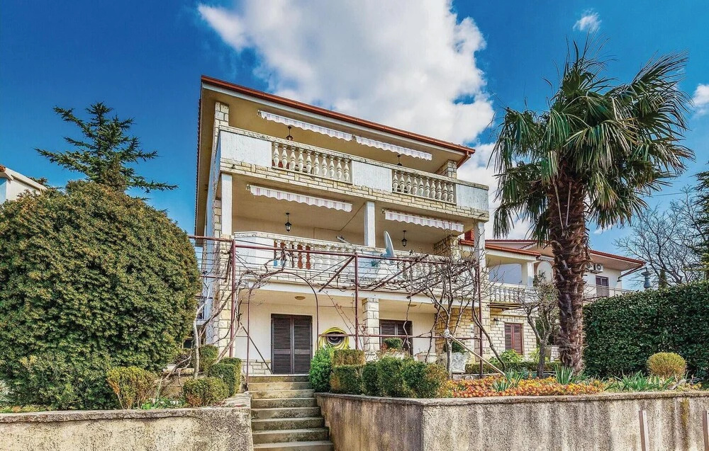 Stunning Home in Jadranovo With Wifi and 2 Bedrooms