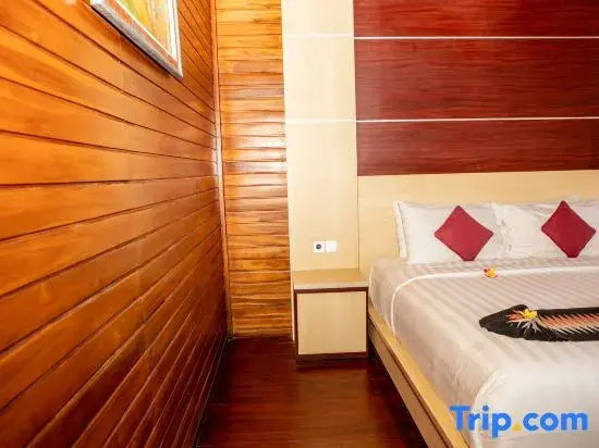 Deluxe Double room with sea view (full double bed)