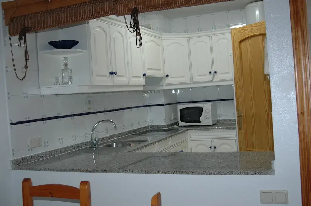 First Line Apartment With Wifi - фото 16
