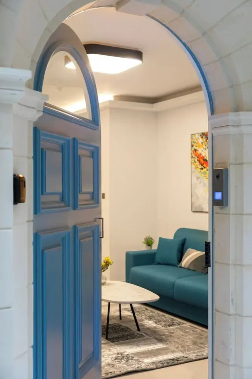 Chic Stylish Maisonette Near Tigne Point