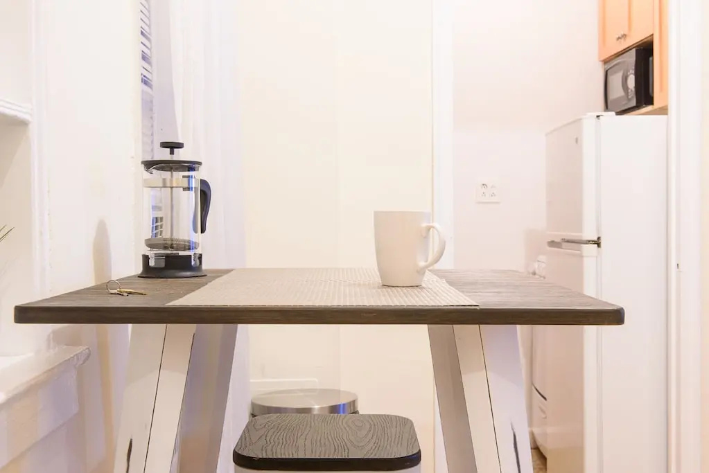 105-2c XL Studio Prime Location Newly Designed