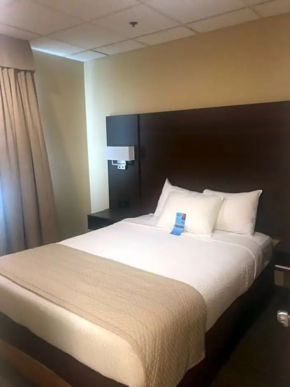 1 Bedroom Double Suite (full double bed)