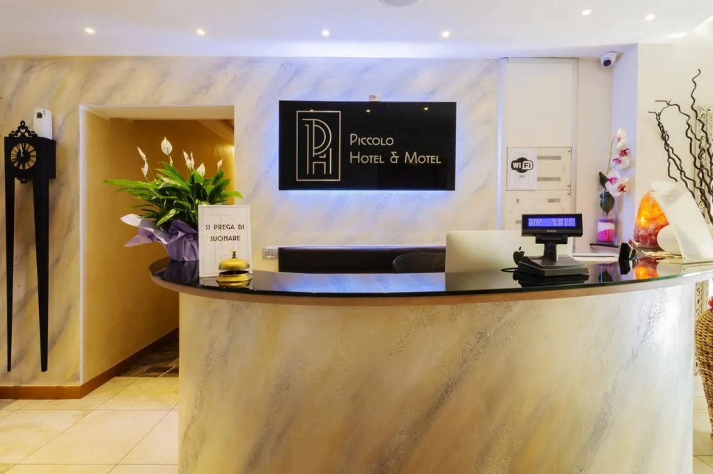 Hotel photo 2